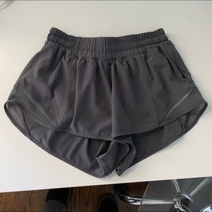 Gray Lululemon Hotty Hot 2.5 shorts
